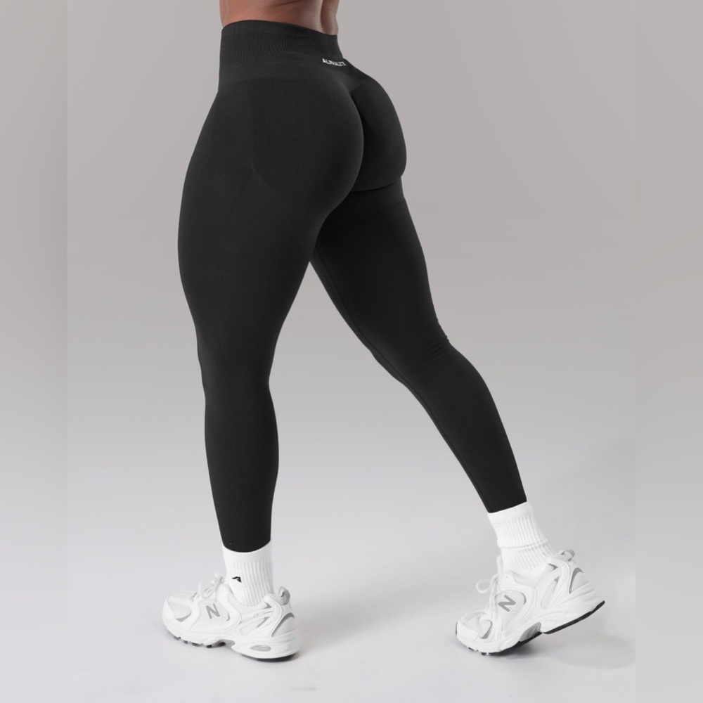 Alphalete Black Pump Leggings w/ Logo